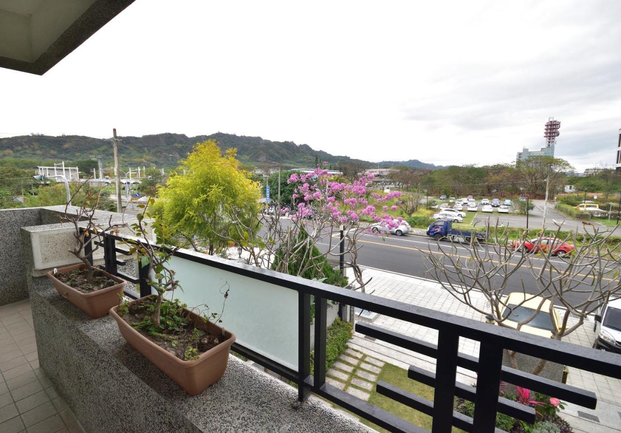 Moon Villa B&B T'ai-tung エクステリア 写真